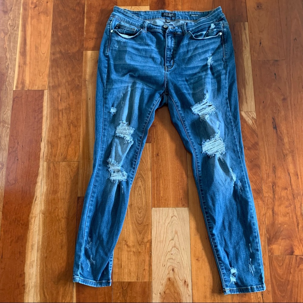 Distressed Judy Blue Jeans